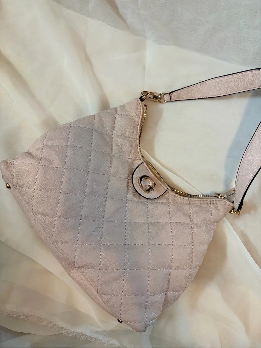 Guess soft quilted